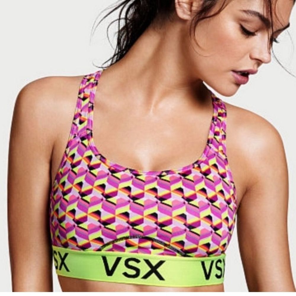 Victoria's Secret Sport VSX The Player RacerBack Patterned Sports Bra Size M NWT